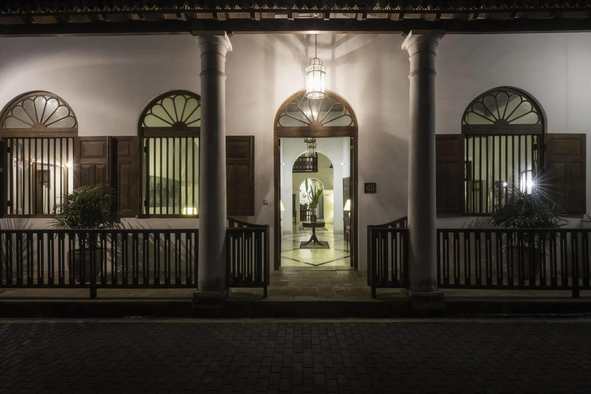 Number 48 Galle Fort Exterior photo